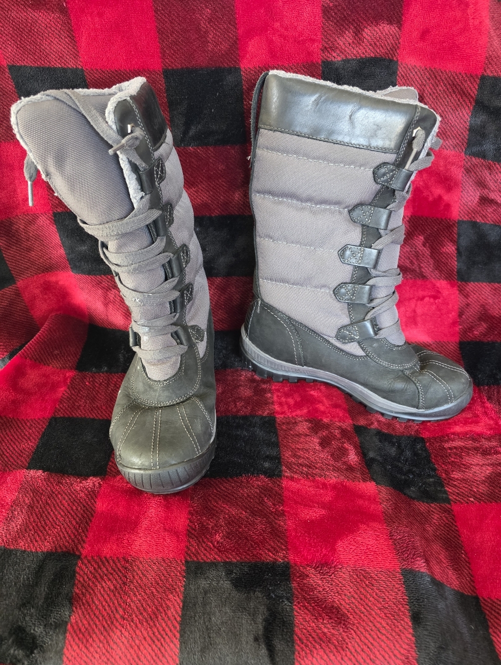 Women's Gray Winter Lace-Up Boots Timberland Mount Hope Mid Waterproof Boots Gra